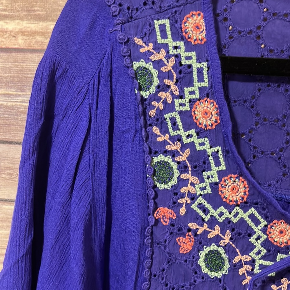 ⭐️ Greater Good Purple Blue Embroidered Top Size 3X Eyelet Boho Style A2 - Picture 4 of 8